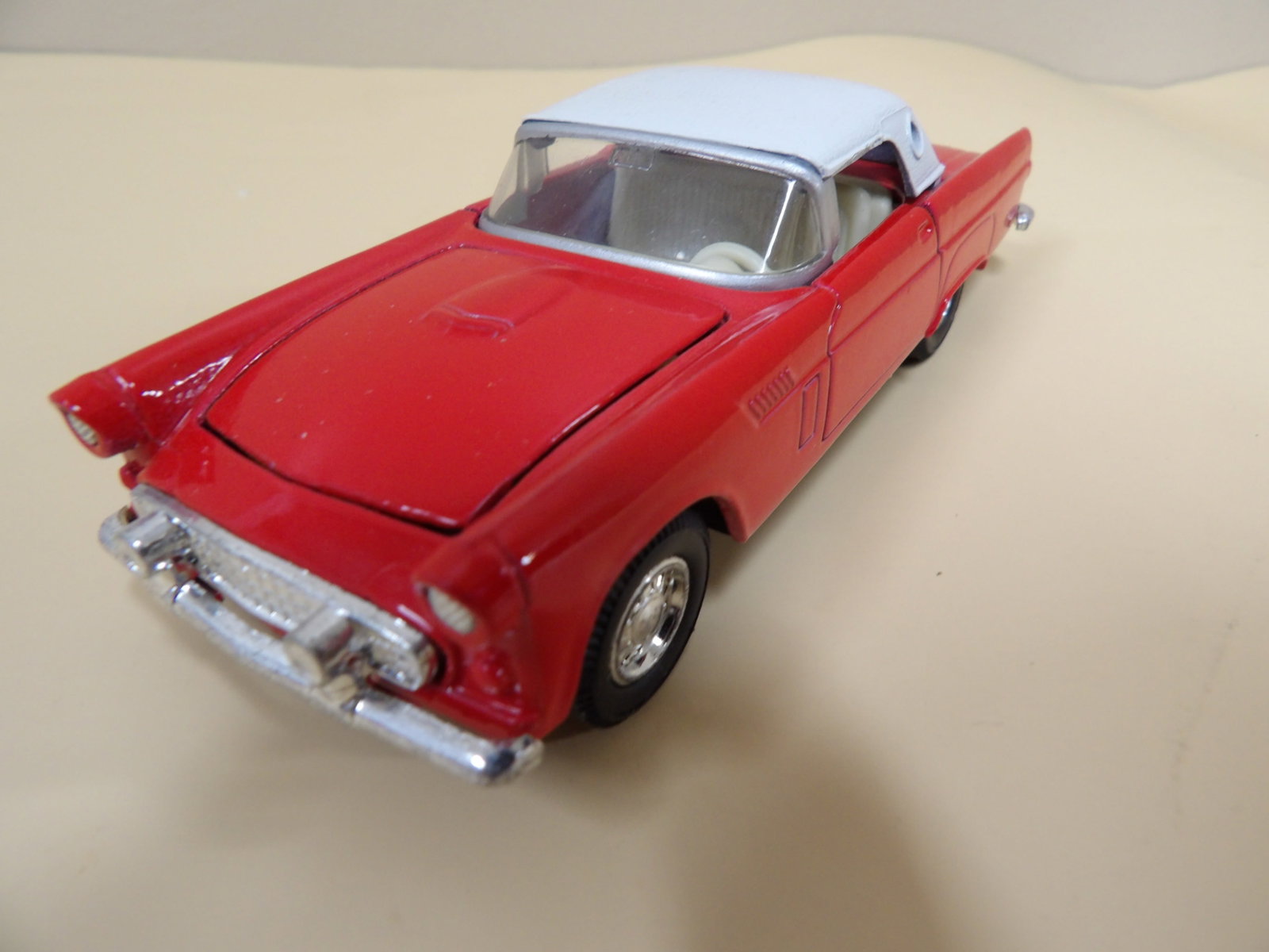 Welly 1955 Thunderbird No 9014 - 7