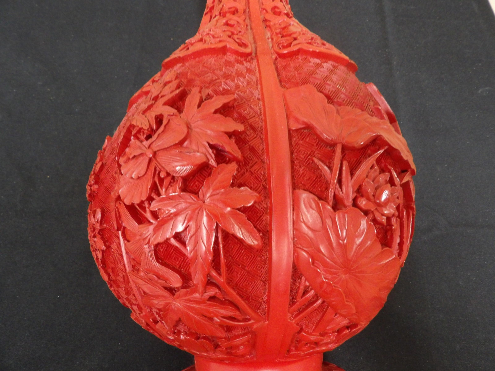 Chinese red cinnabar brass vase - 6