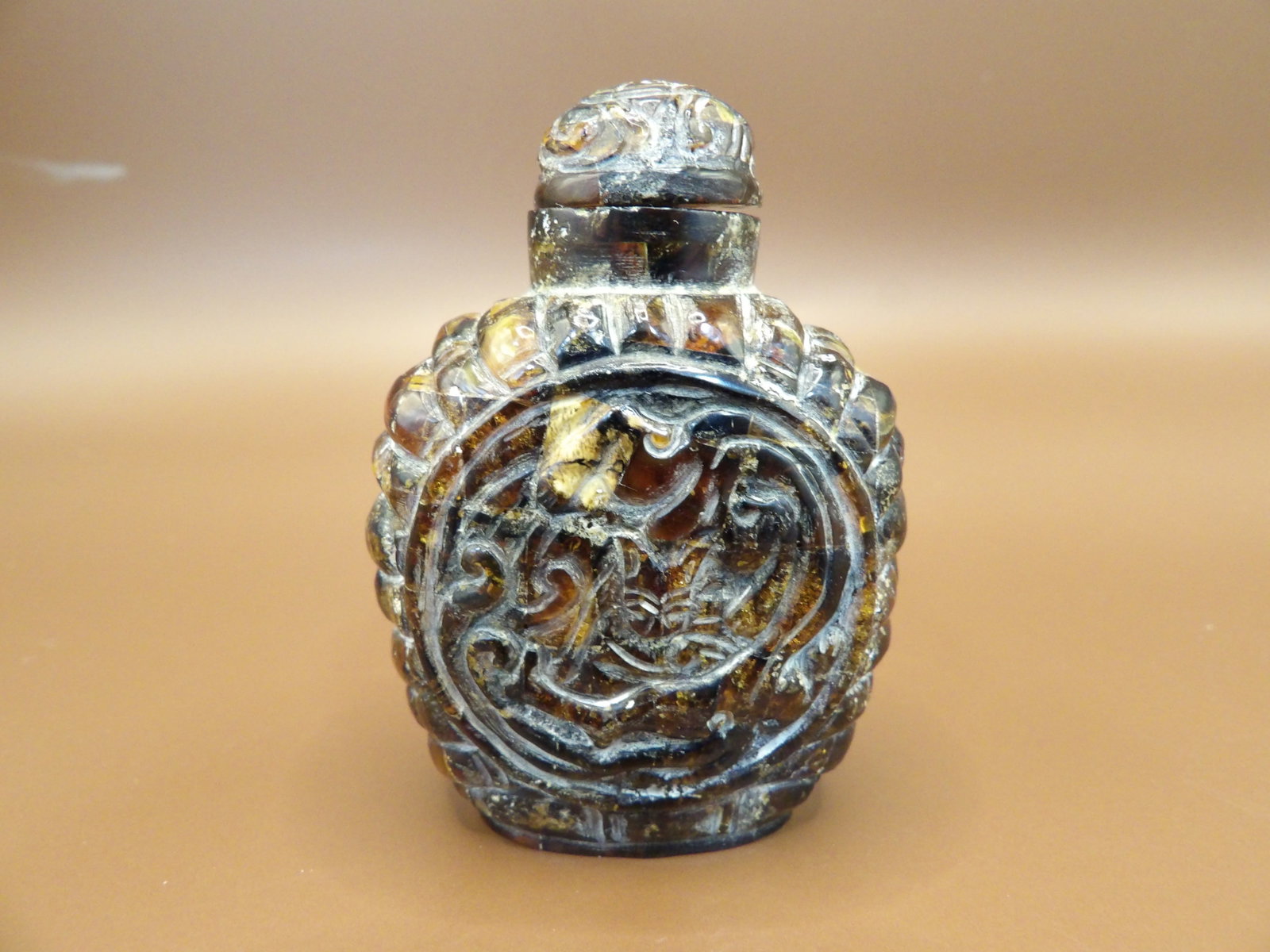 Chinese antique amber snuff bottle - 6