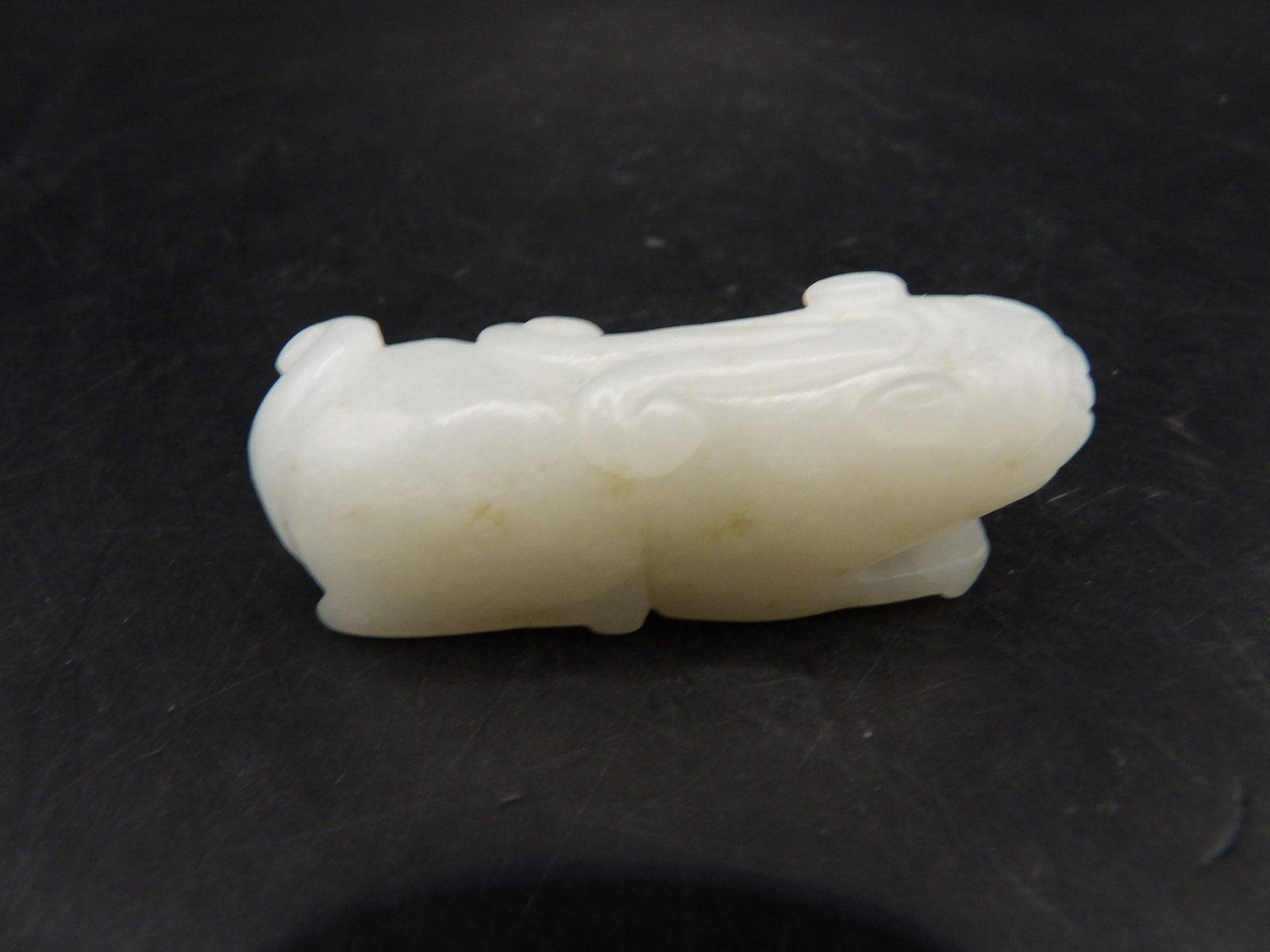 Chinese white jade beast carving - 2