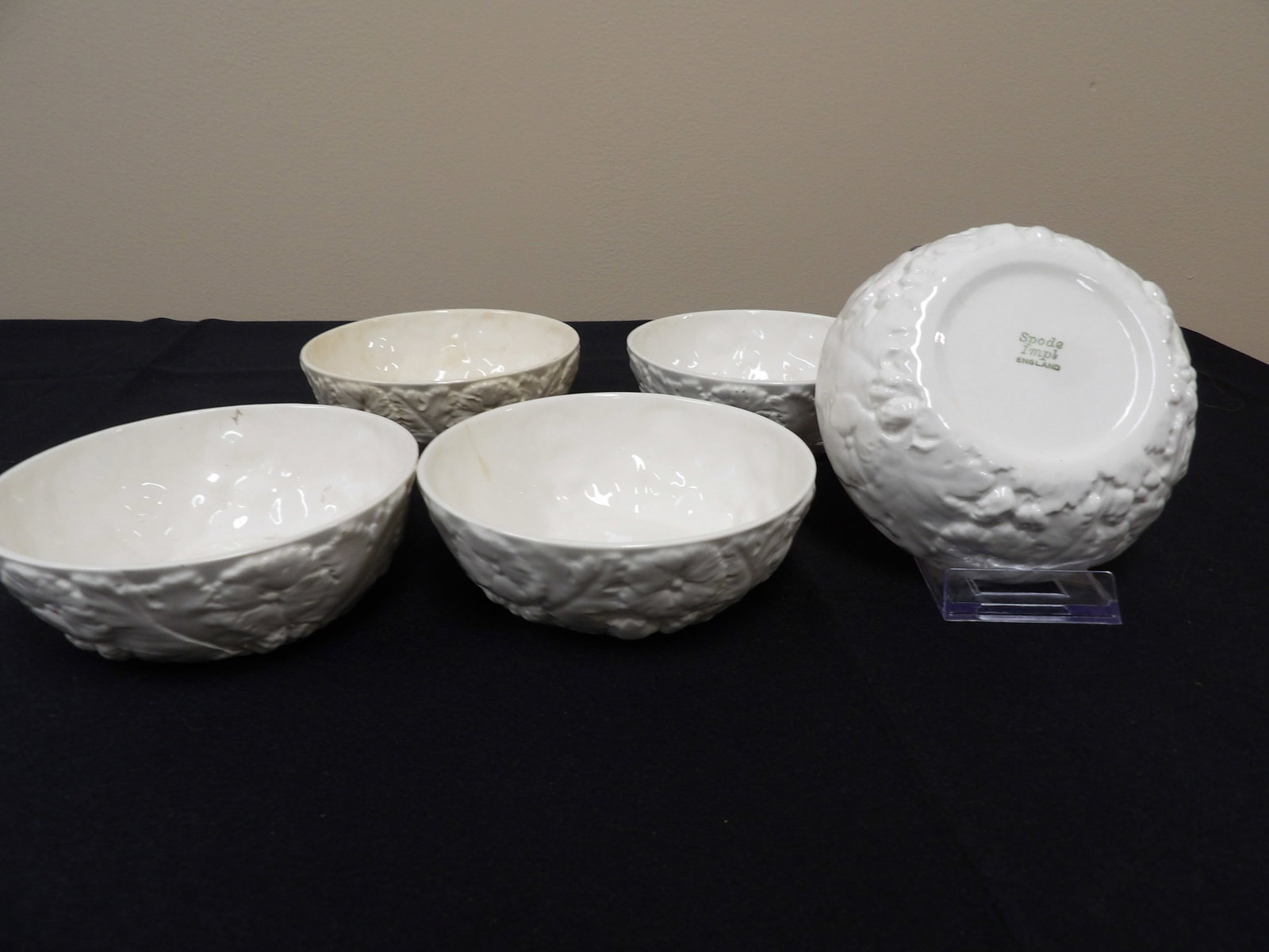 Lot of 5 Spode Impl England Bowls: Bowl size is 5 x 5 x 1.8 inches. One bowl has hairline. Total 5 bowls. We will inhouse ship items to you very affordable and efficient. Select self-arrange shipping.