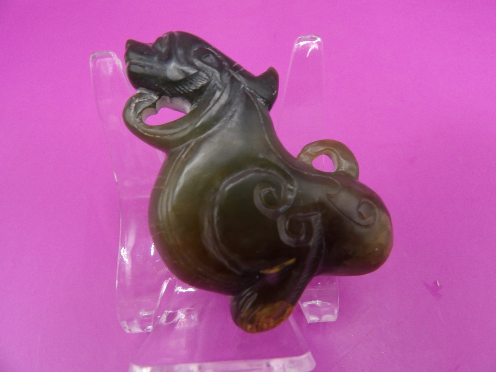 Chinese jade beast carving - 4