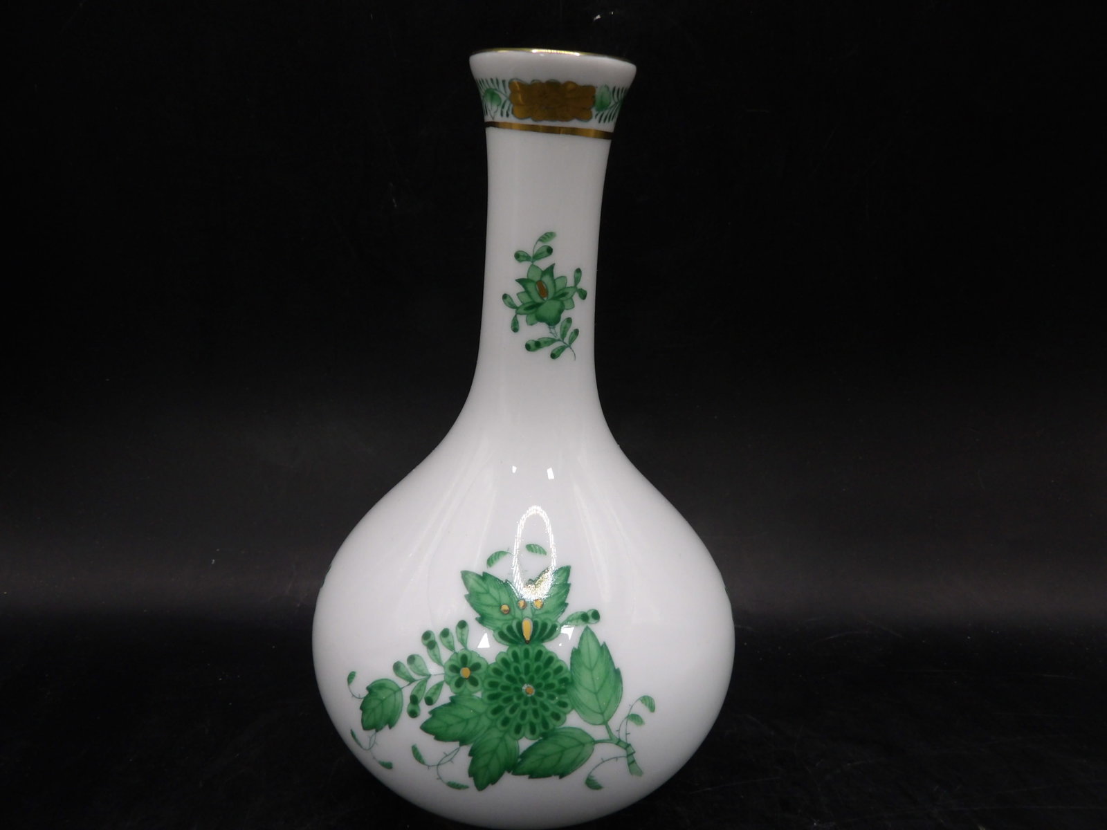 Herend "Chinese Bouquet Green" porcelain bud vase: 6.3 inches height.