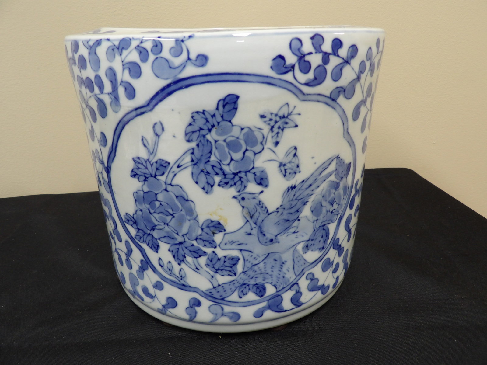 Chinese blue and white porcelain large brush holder or planter with bird floral motifs (1 of 6)