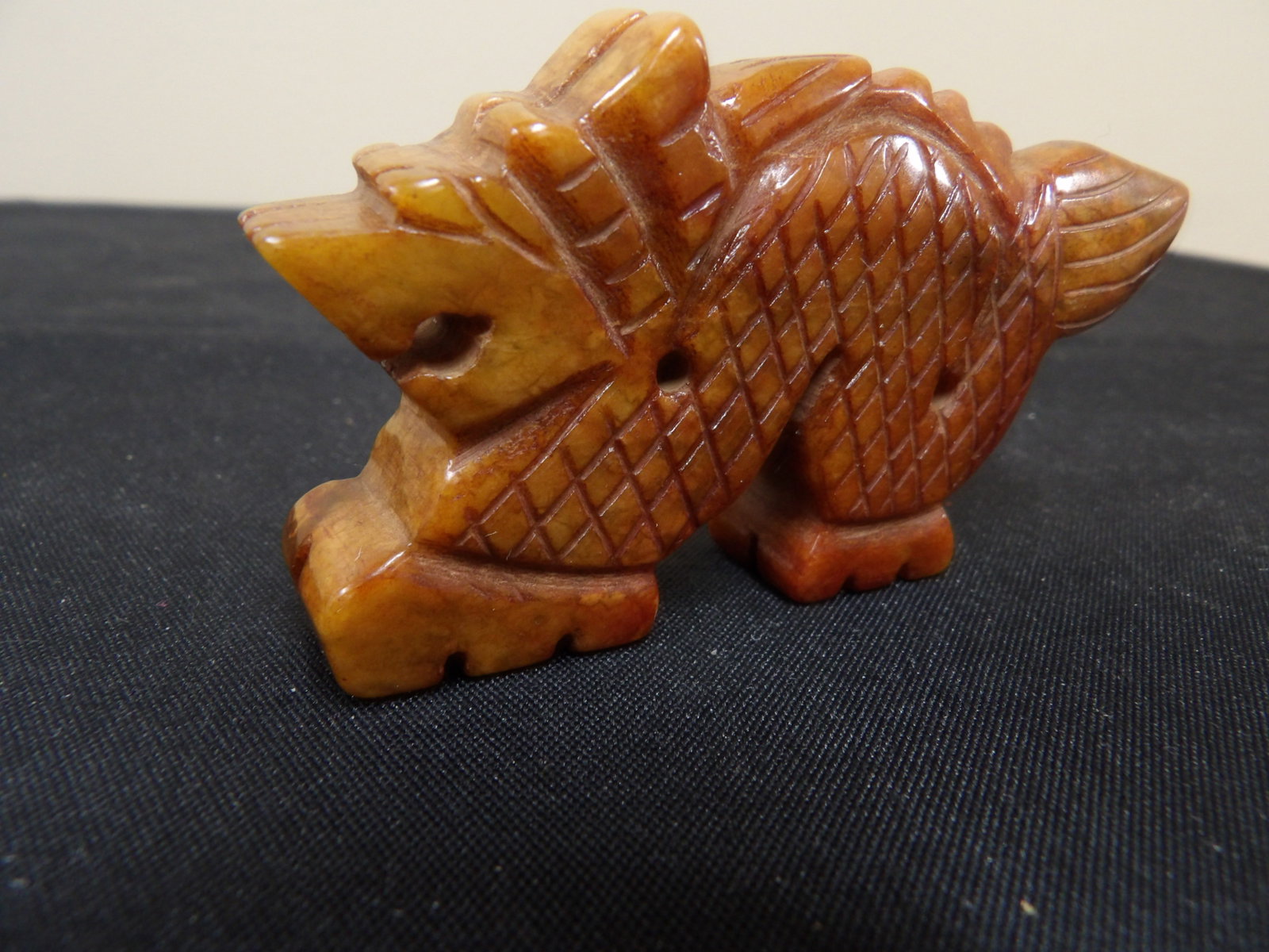 Chinese jade dragon carving - 4