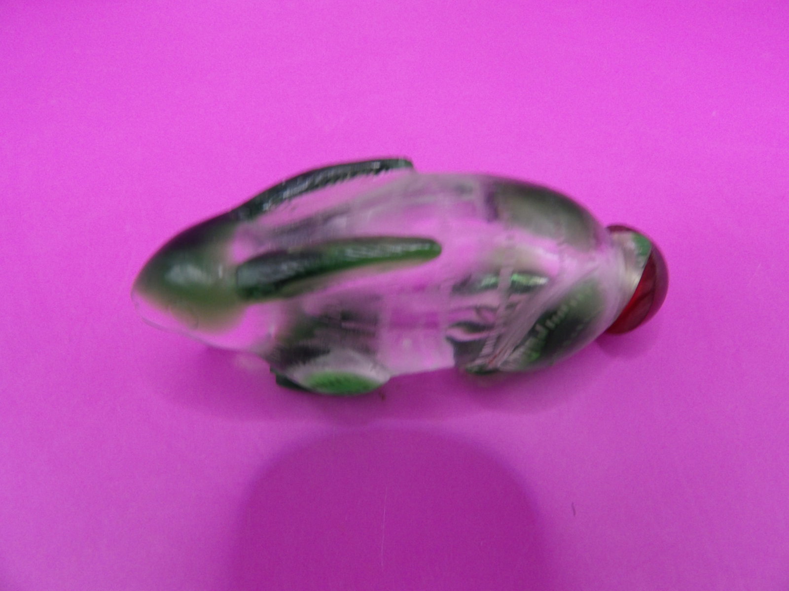 Chinese rabbit shaped overlay glass snuff bottle - 2