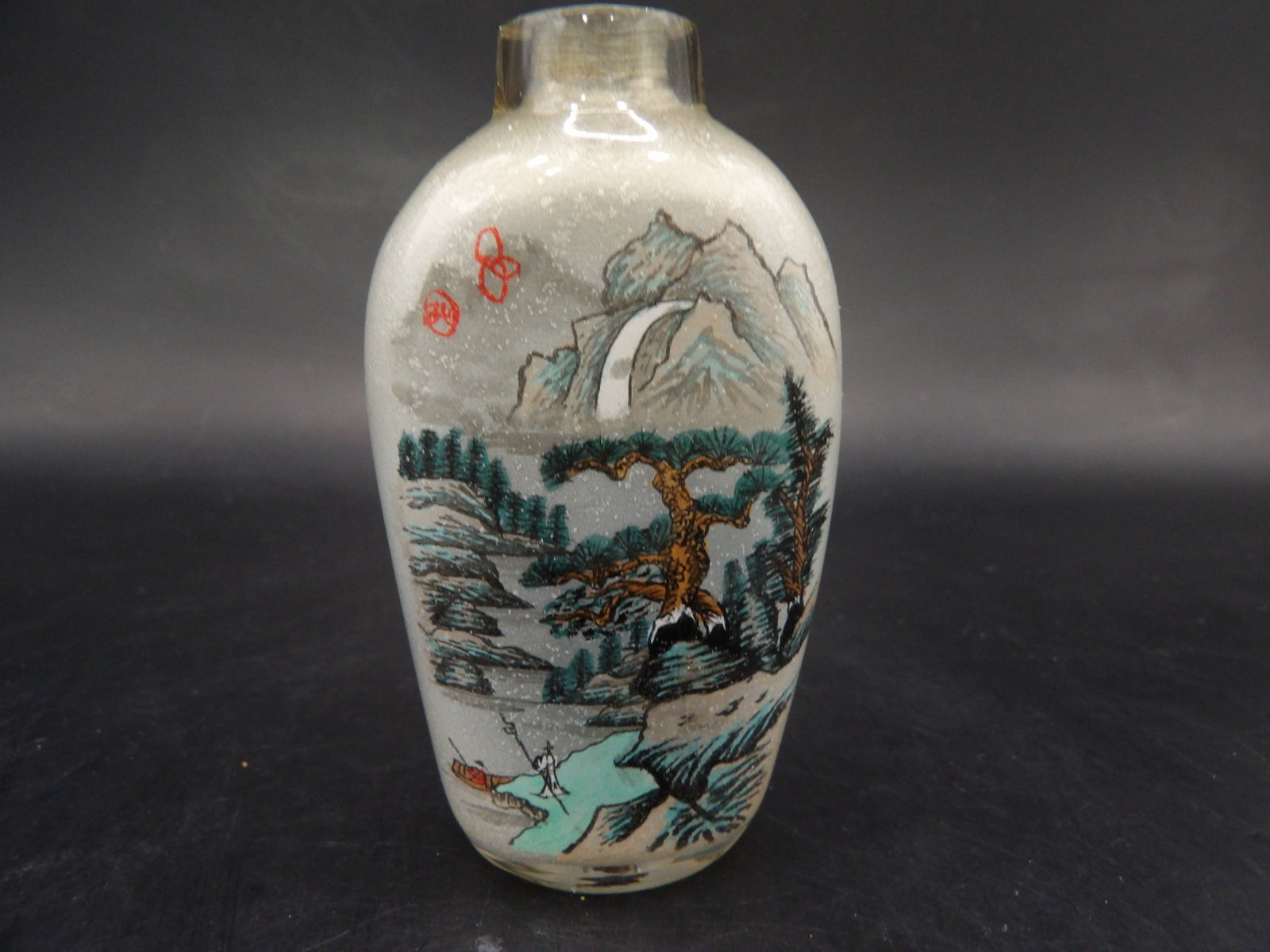 Chinese reverse inside hand painted glass snuff bottle - 2