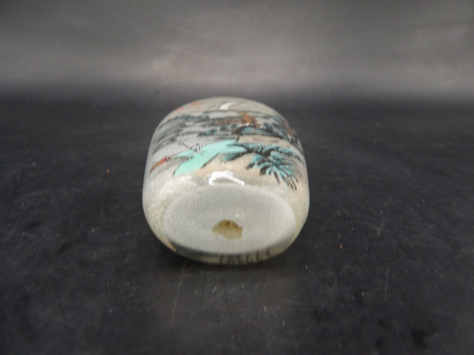 Chinese reverse inside hand painted glass snuff bottle - 3