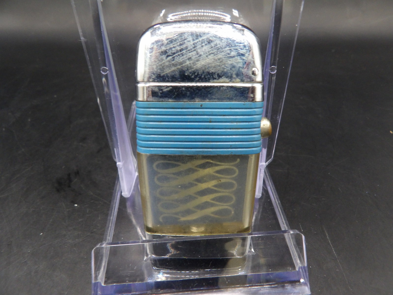 vintage Scripto lighter made in USA - 4