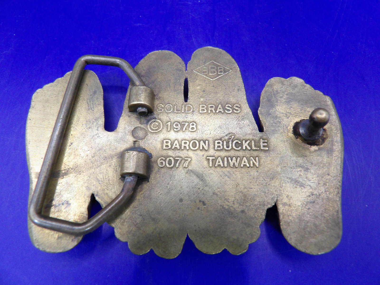 solid brass vintage Baron Buckle - 2