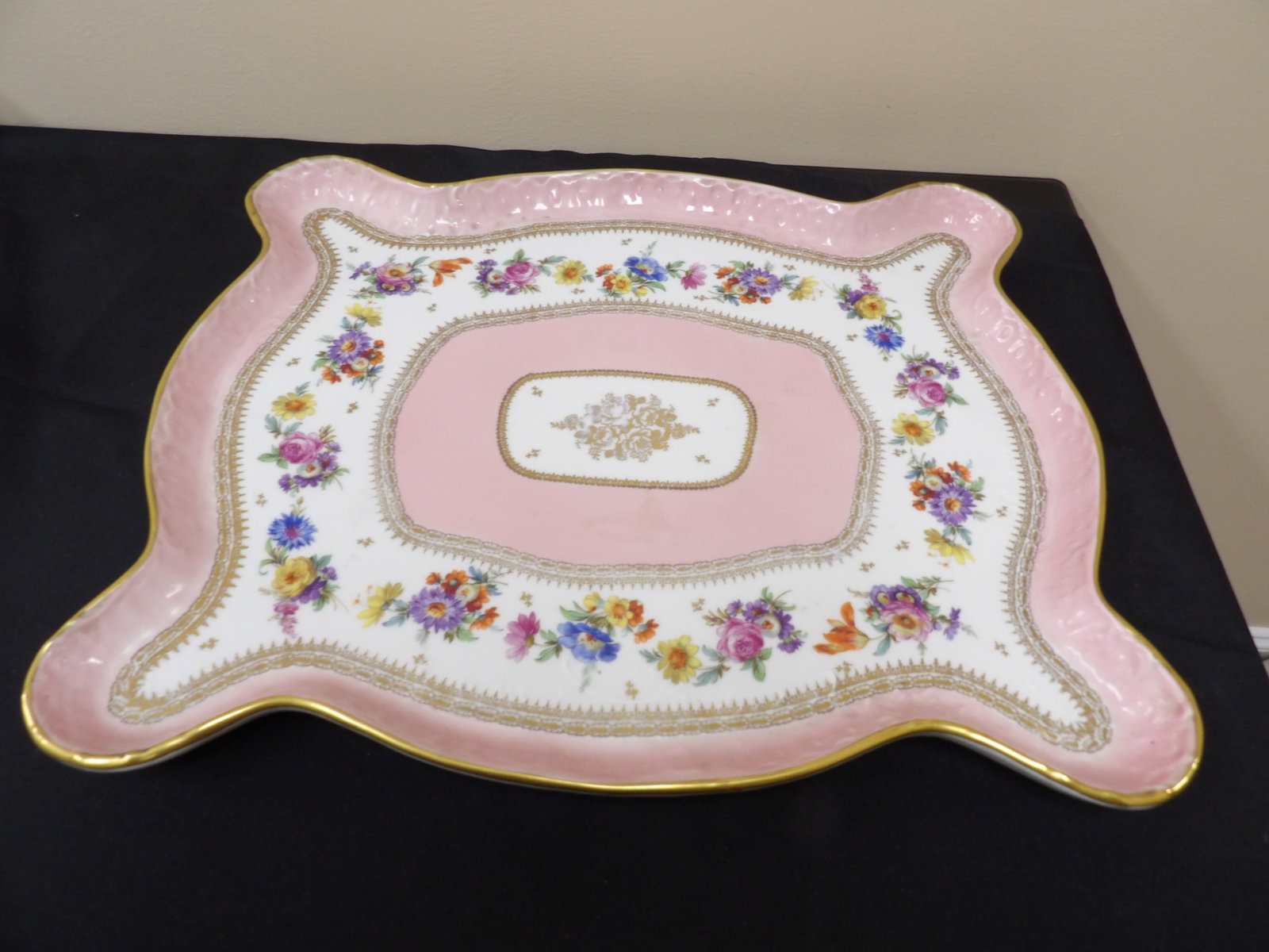 rare antique Limoges very large porcelain serving tray with floral motif and gold trim signed: Size is 19.5 x 16 x 1.3 inches. We will inhouse ship items to you very affordable and efficient. Select self-arrange shipping.
