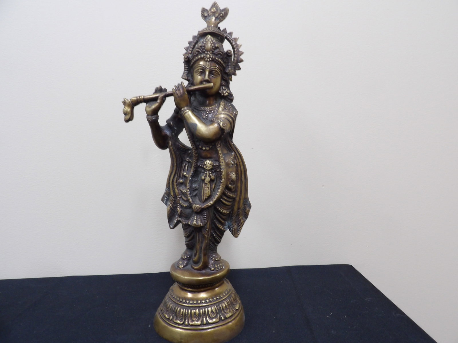 Over 18 inches height brass or bronze statue of Lord Krishna playing the flute: Over 18 inches height and over 8 lbs.