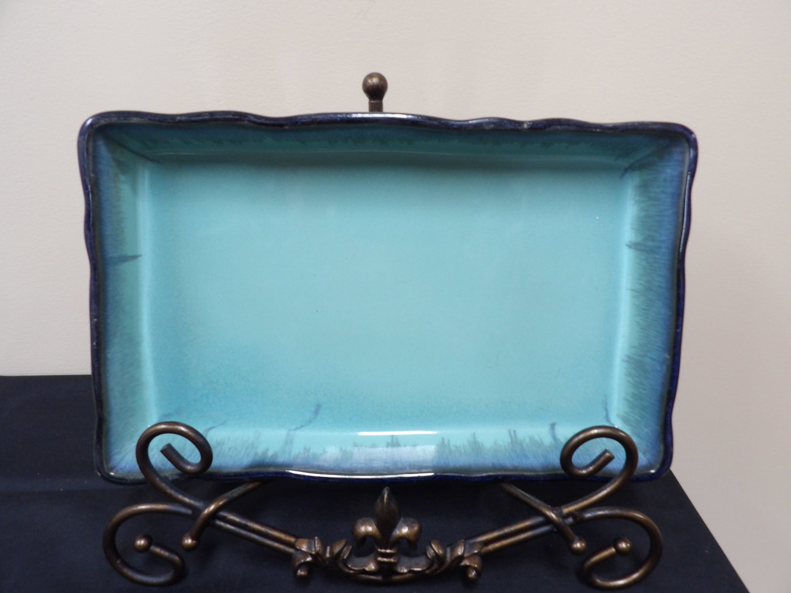 Asian turquoise glazed rectangular porcelain casserole large serving dish: 15.8 inches length. Metal display base is not included. Chinese or Japanese. We will inhouse ship items to you very affordable and efficient. Select self-arrange shipping.