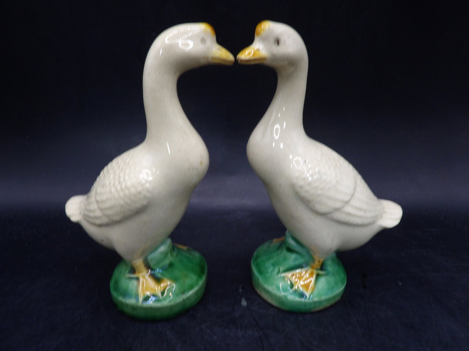 lot of 2 Chinese ceramic goose figurines: 5.1 inches height. We will inhouse ship items to you very affordable and efficient. Select self-arrange shipping.