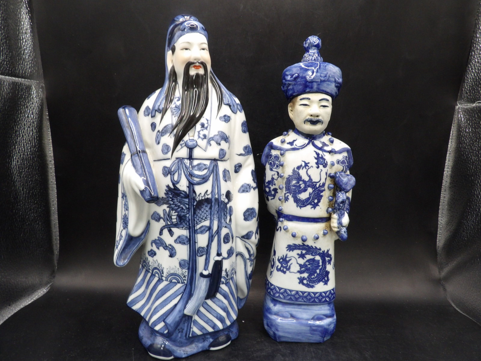 Lot of 2 Chinese blue and white porcelain emperor and scholar figurines: Taller one is 12 inches height. We will inhouse ship items to you very affordable and efficient. Select self-arrange shipping.