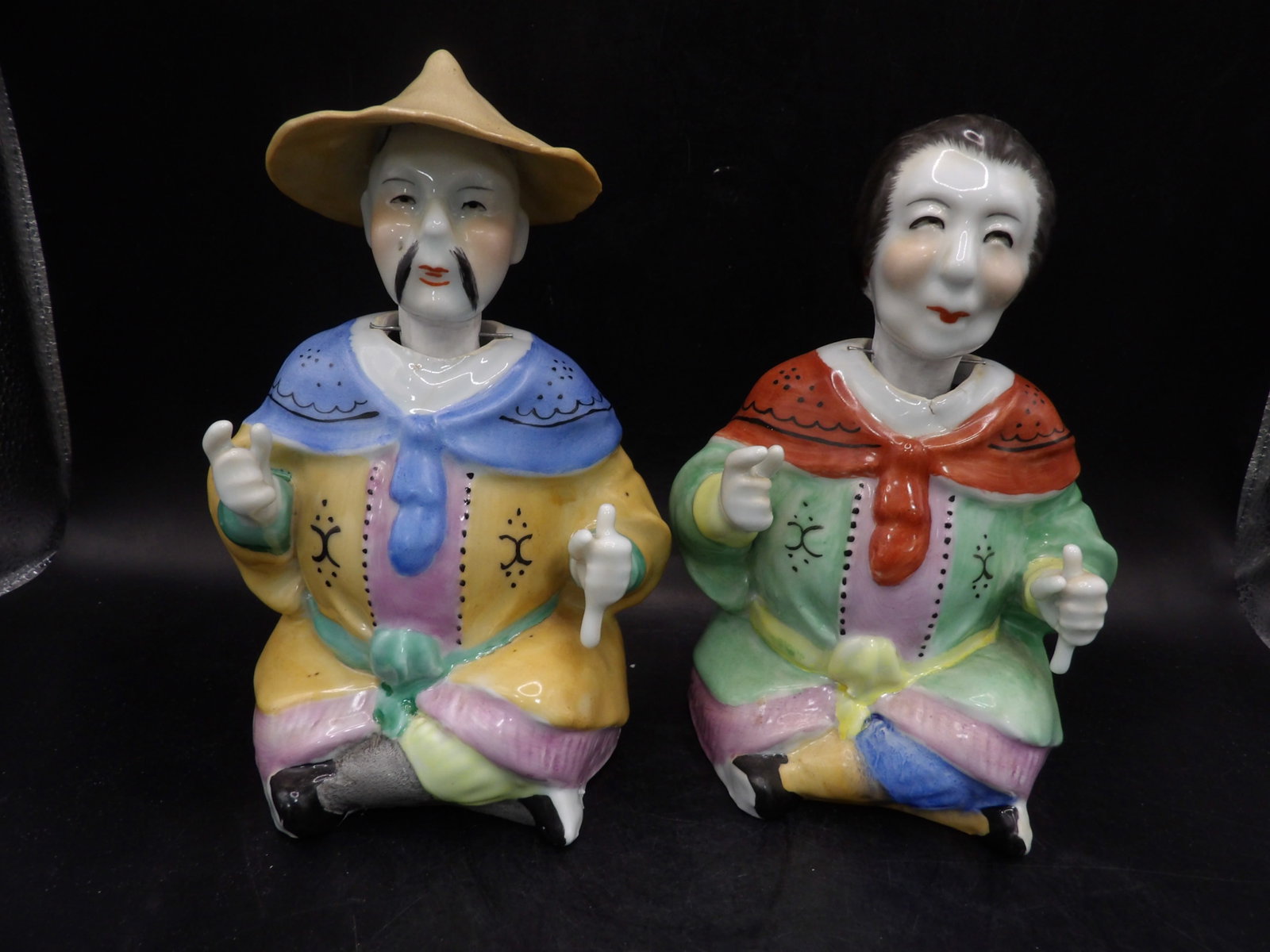 Lot of 2 Japanese porcelain nodders: Taller one is 7.7 inches height. We will inhouse ship items to you very affordable and efficient. Select self-arrange shipping.