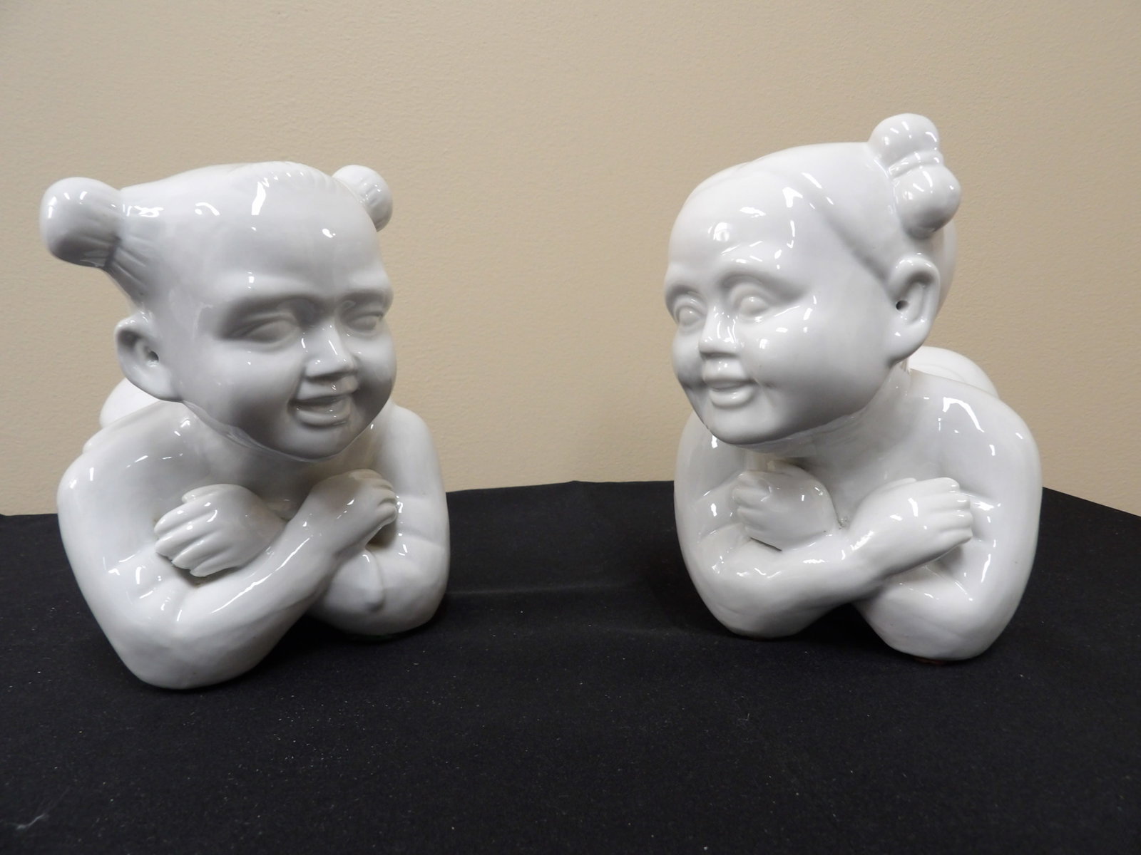 Lot of 2 Chinese porcelain boy and girl figural headrest: 8 inches length. Bottom has protective film. We will inhouse ship items to you very affordable and efficient. Select self-arrange shipping.