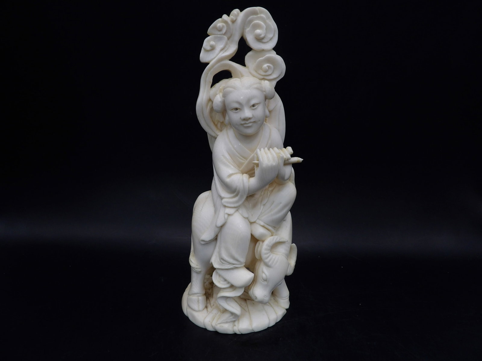 Chinese or Japanese antique natural material fine carved a girl riding an ox - No Export: 8 inches height. No export. We will inhouse ship items to you very affordable and efficient. Select self-arrange shipping.