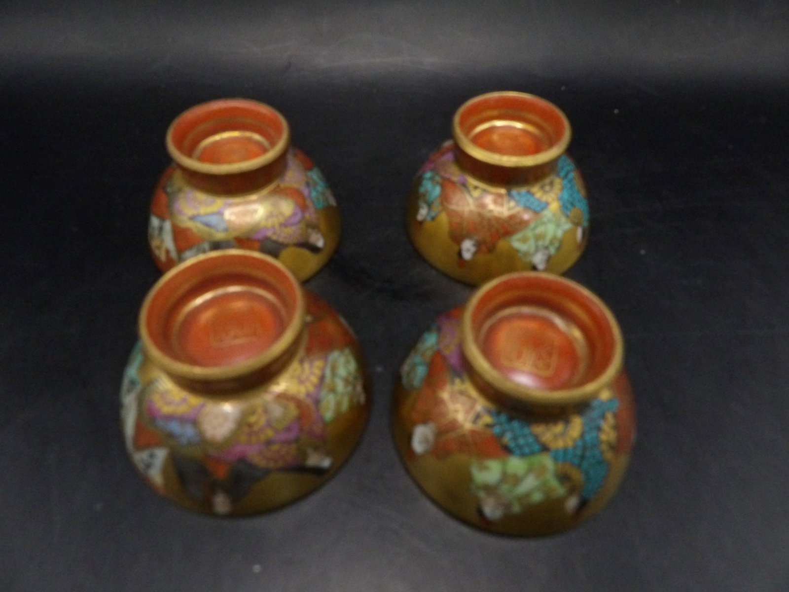 Japanese gold gilt Satsuma porcelain sake mini bowls lot of 4: 1.6 inches height. We will inhouse ship items to you very affordable and efficient. Select self-arrange shipping.