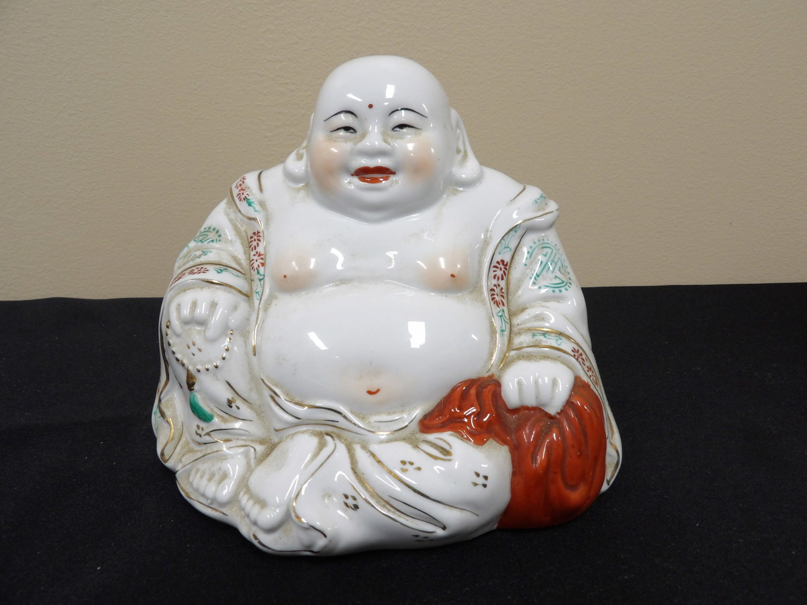 Chinese porcelain happy buddha statue: 7 inches length. We will inhouse ship items to you very affordable and efficient. Select self-arrange shipping.