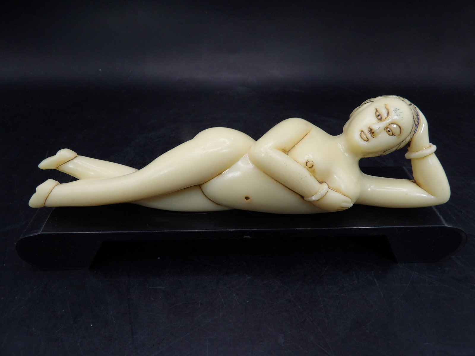 antique Chinese bakelite doctor's lady on custom wood base: Wooden base is 7 inches length. We will inhouse ship items to you very affordable and efficient. Select self-arrange shipping.