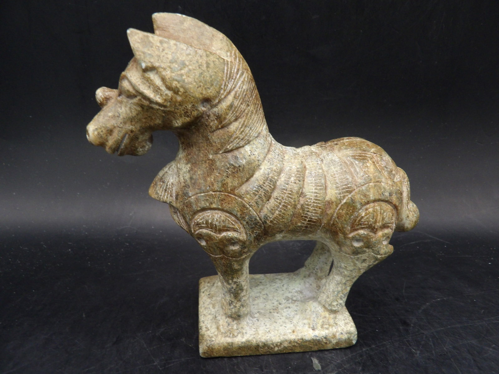 fine carved Chinese jade or stone standing horse sculpture: 4.7 inches length. 393 grams. We will inhouse ship items to you very affordable and efficient. Select self-arrange shipping.