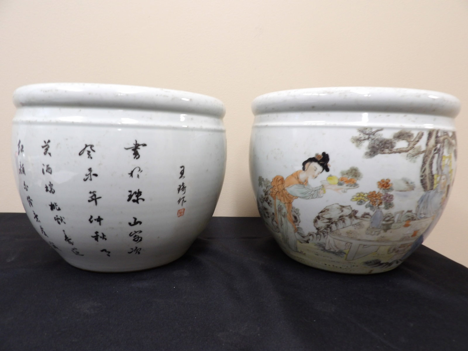 pair of Chinese hand painted porcelain pot with famous maker's Wang Qi mark: Approx size is 10.5 x 10.5 x 8.7 inches. With lots of calligraphy and Wang Qi's mark. We will inhouse ship items to you very affordable and efficient. Select self-arrange shipping.