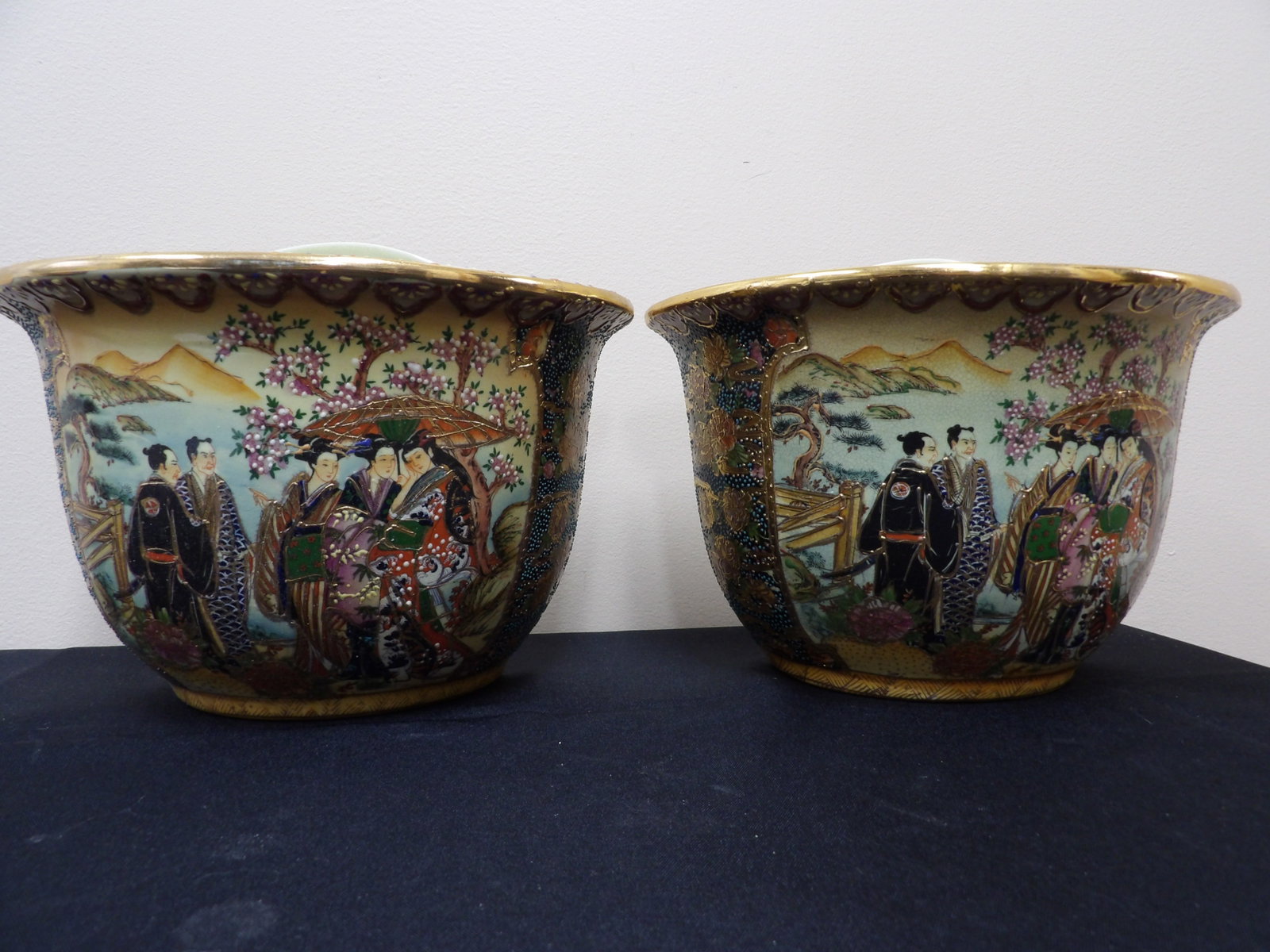 pair of Chinese made Satsuma style porcelain wall vases with gilded accents: Approx size is 9.5 x 4.6 x 7.2 inches. We will inhouse ship items to you very affordable and efficient. Select self-arrange shipping.