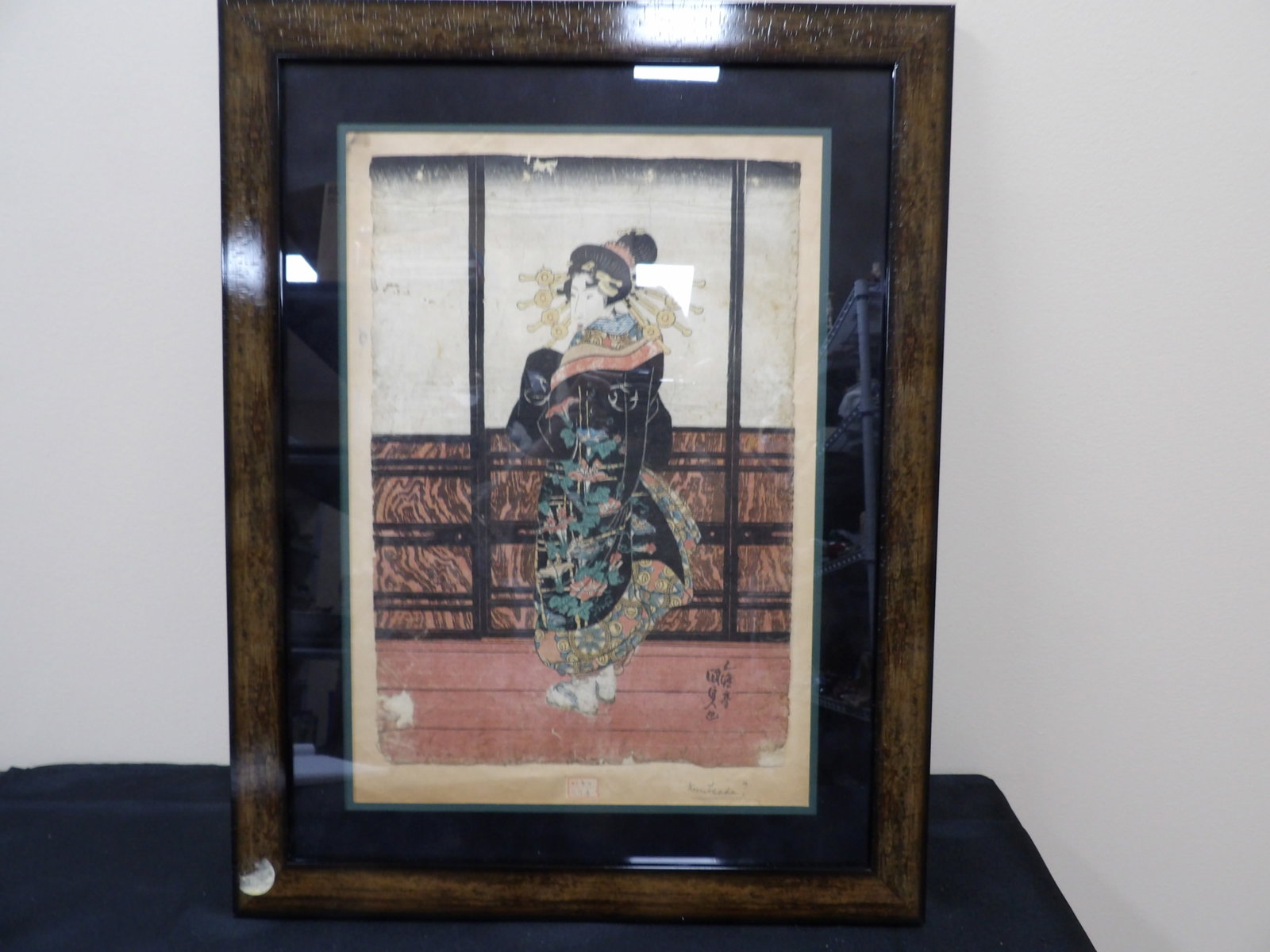 framed Japanese Edo period woodblock print by Utagawa Kunisada depicting a woman: Special picture frame (22 inches height) blocks UV light. We will inhouse ship items to you very affordable and efficient. Select self-arrange shipping.