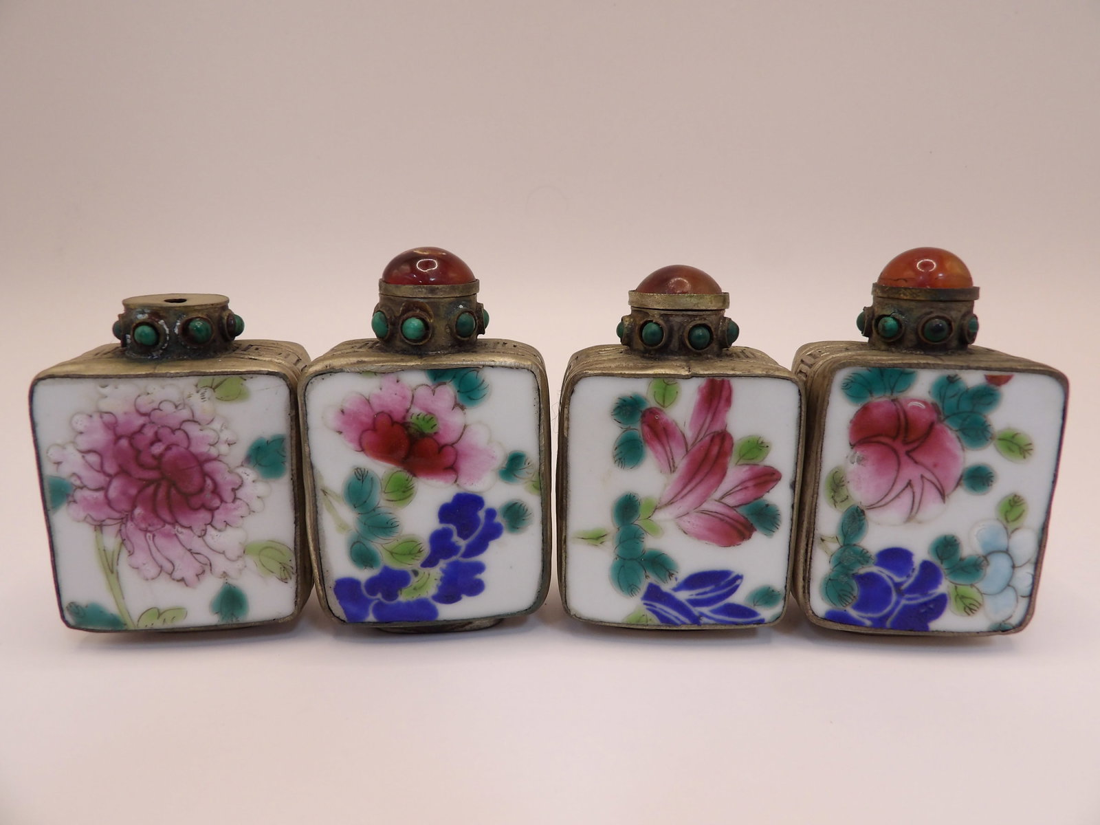 lot of 4 Chinese porcelain panel snuff bottles with embossed Greek key metal: 2.2 inches height.