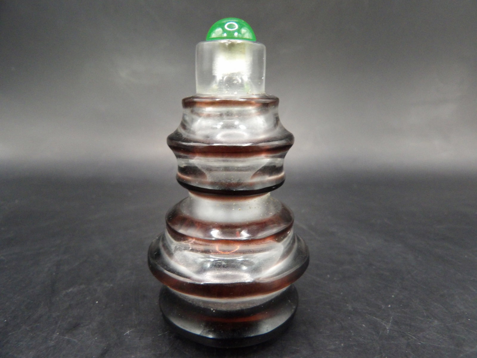 Chinese glass snuff bottle with multiple layers: 2.6 inches height.