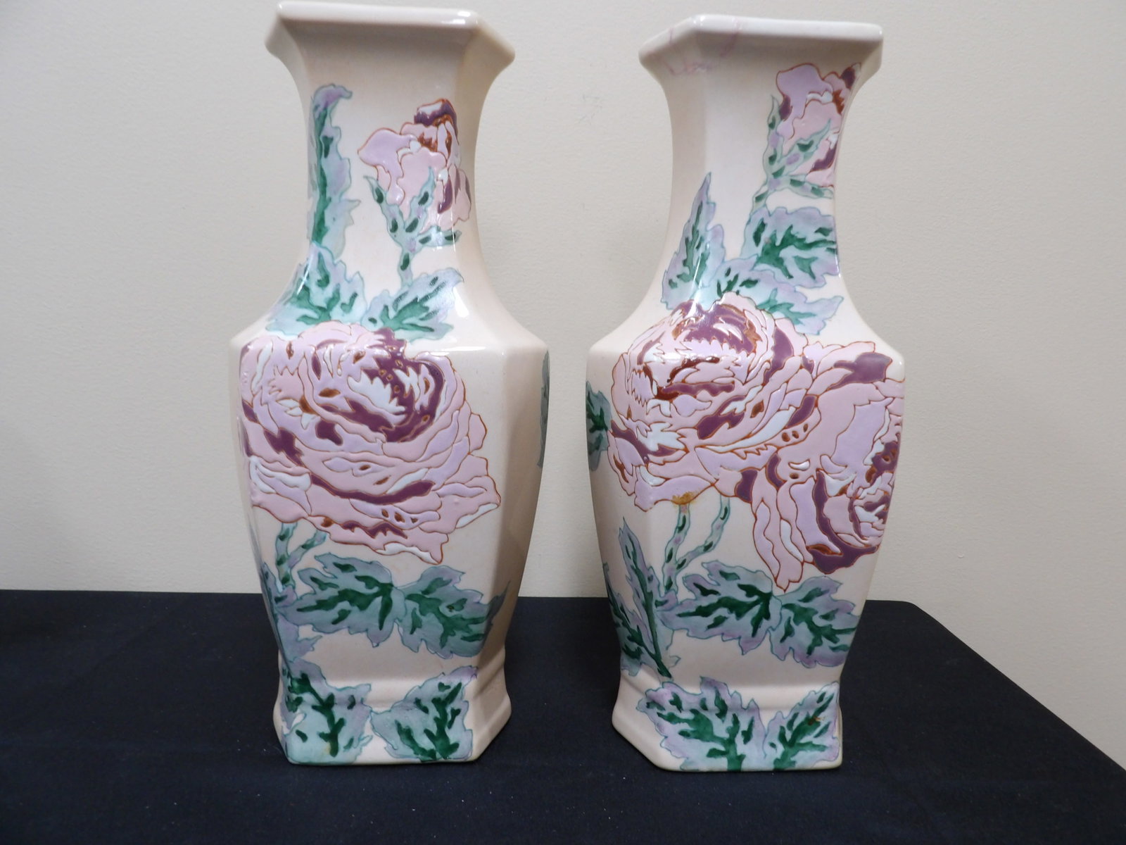 pair of Chinese porcelain vases with pink peony floral motif: 13.7 inches height. We will inhouse ship items to you very affordable and efficient. Select self-arrange shipping.