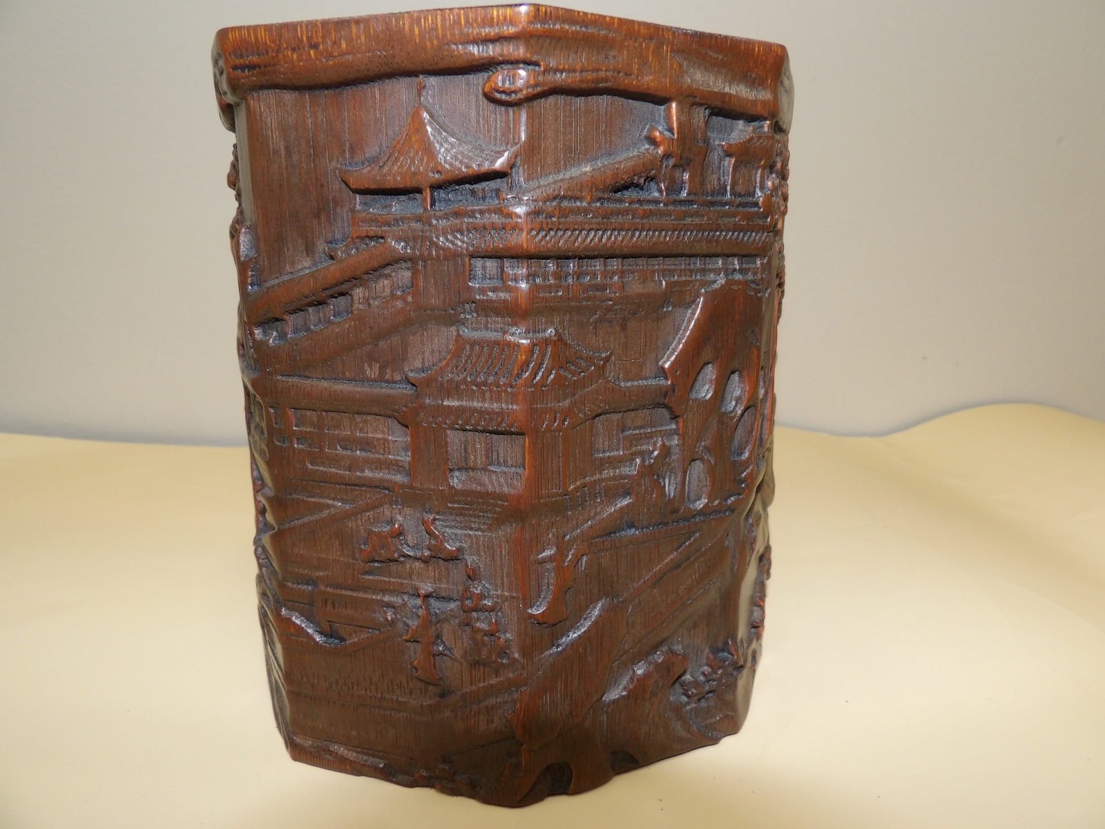 fine Chinese bamboo brush holder with detailed architectural relief: Approx. 6 inches height.