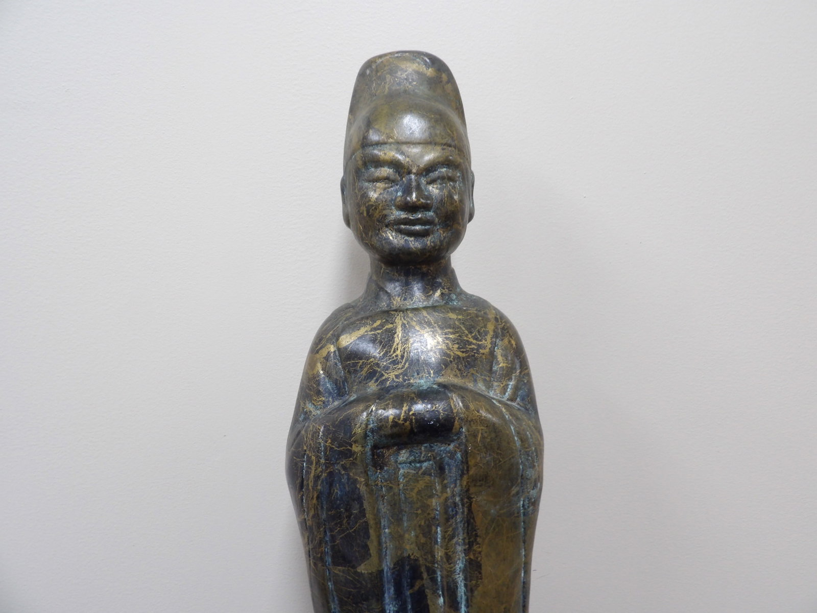 Chinese export tall statue of standing palace official probably ceramic (1 of 7)