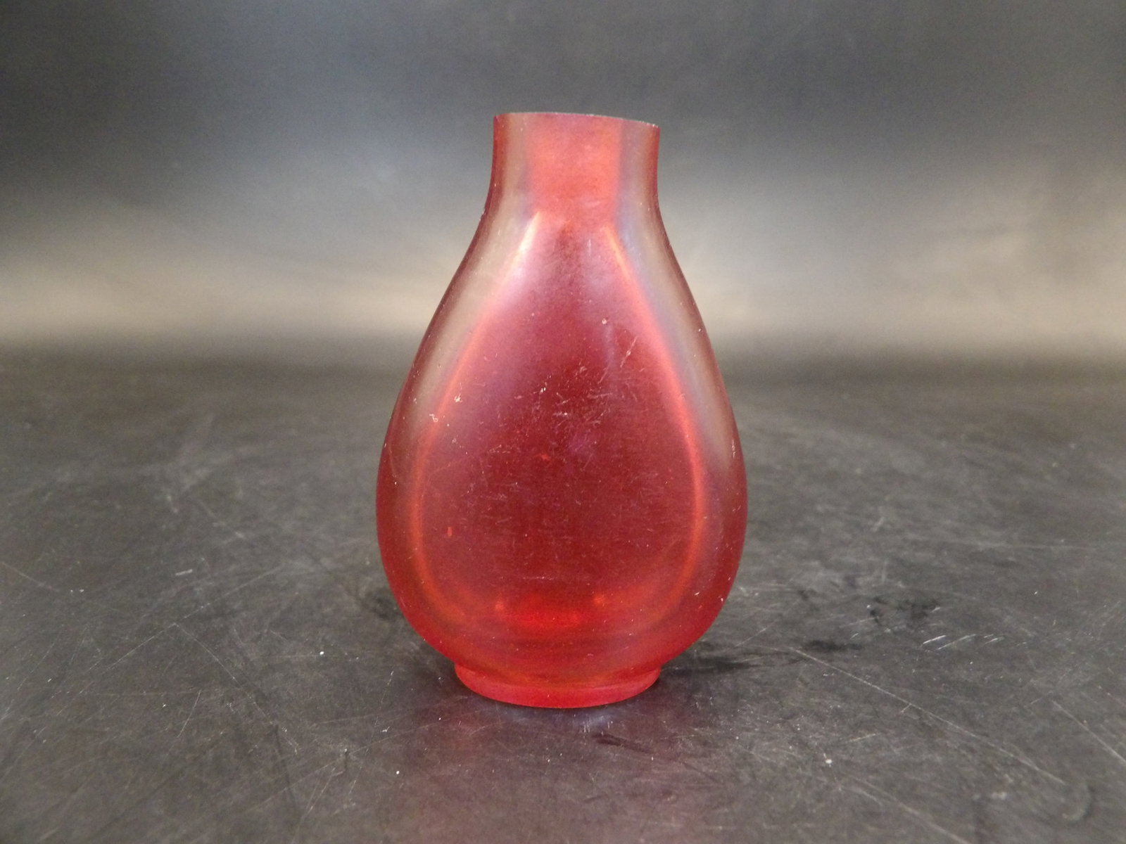 Chinese Qing dynasty ruby red glass snuff bottle: 2.1 inches height.