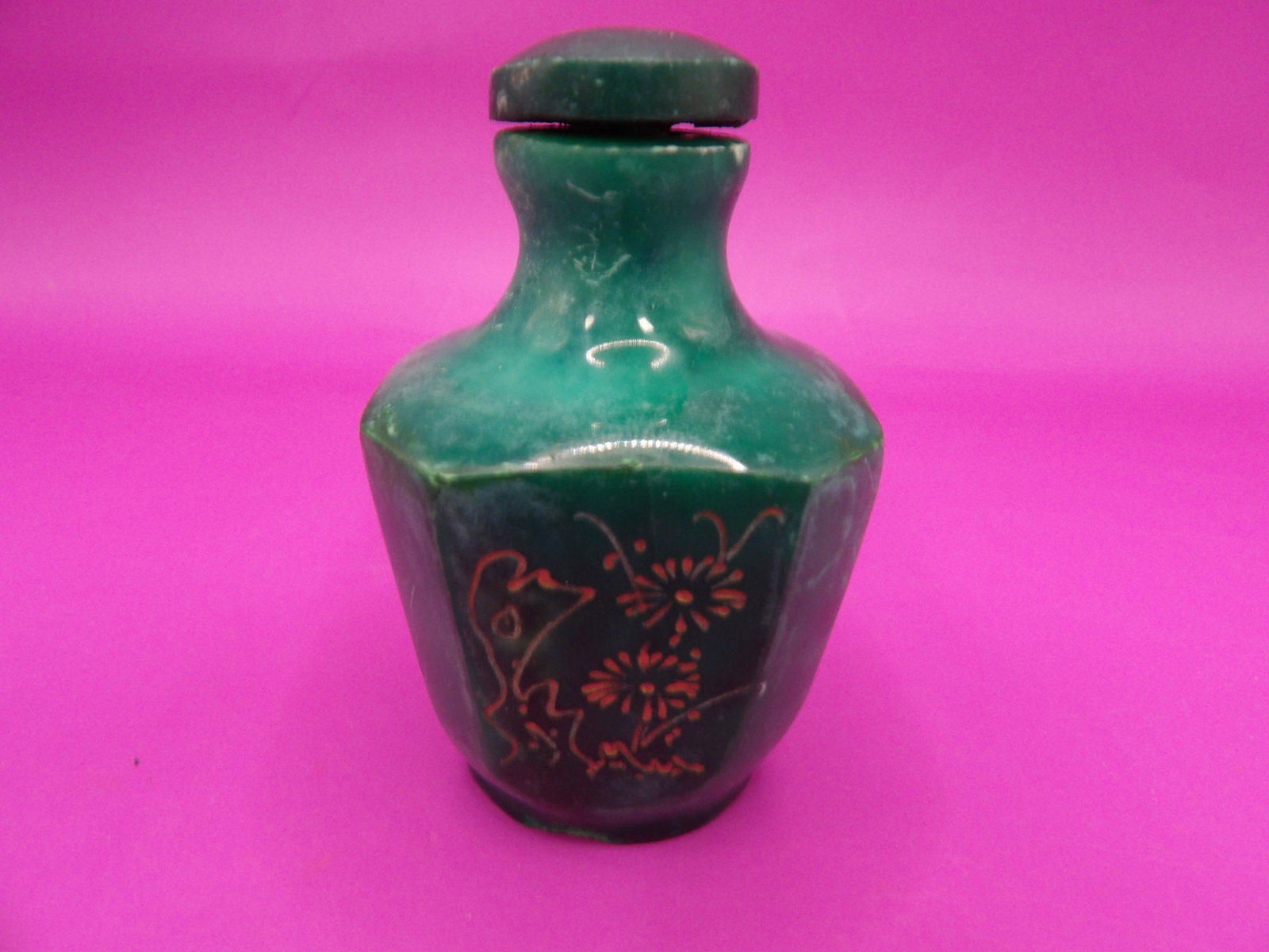 Chinese cloisonne enamel snuff bottle with plum blossoms: 3.1 inches height.