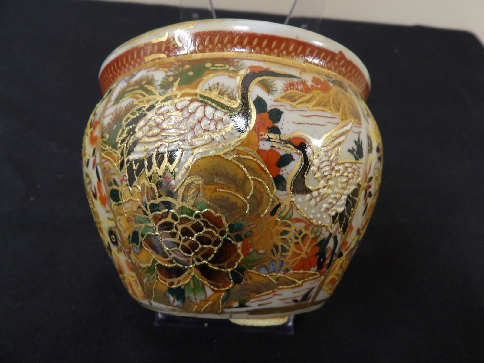 Chinese export porcelain Satsuma style porcelain small pot with cranes peonies gold accents: 3 inches height.
