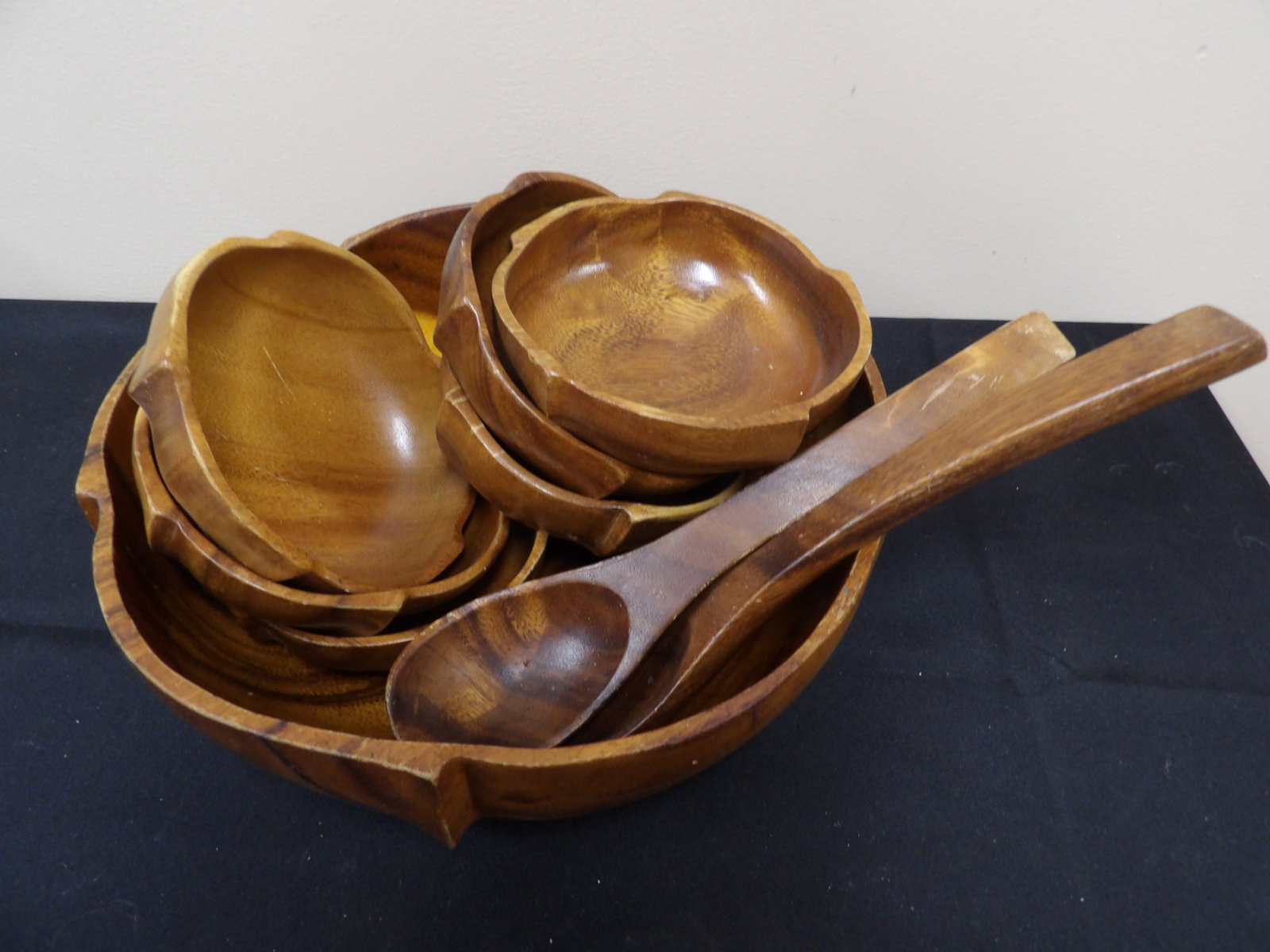 lot of 10 mid-century monkey wood salad bowl set with serving utensils (1 of 5)