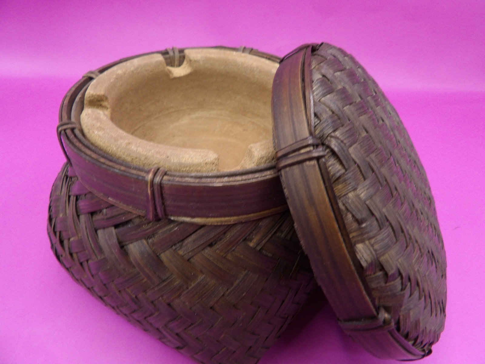 Southeast Asia woven bamboo container with clay insert and lid: 4 inches length.