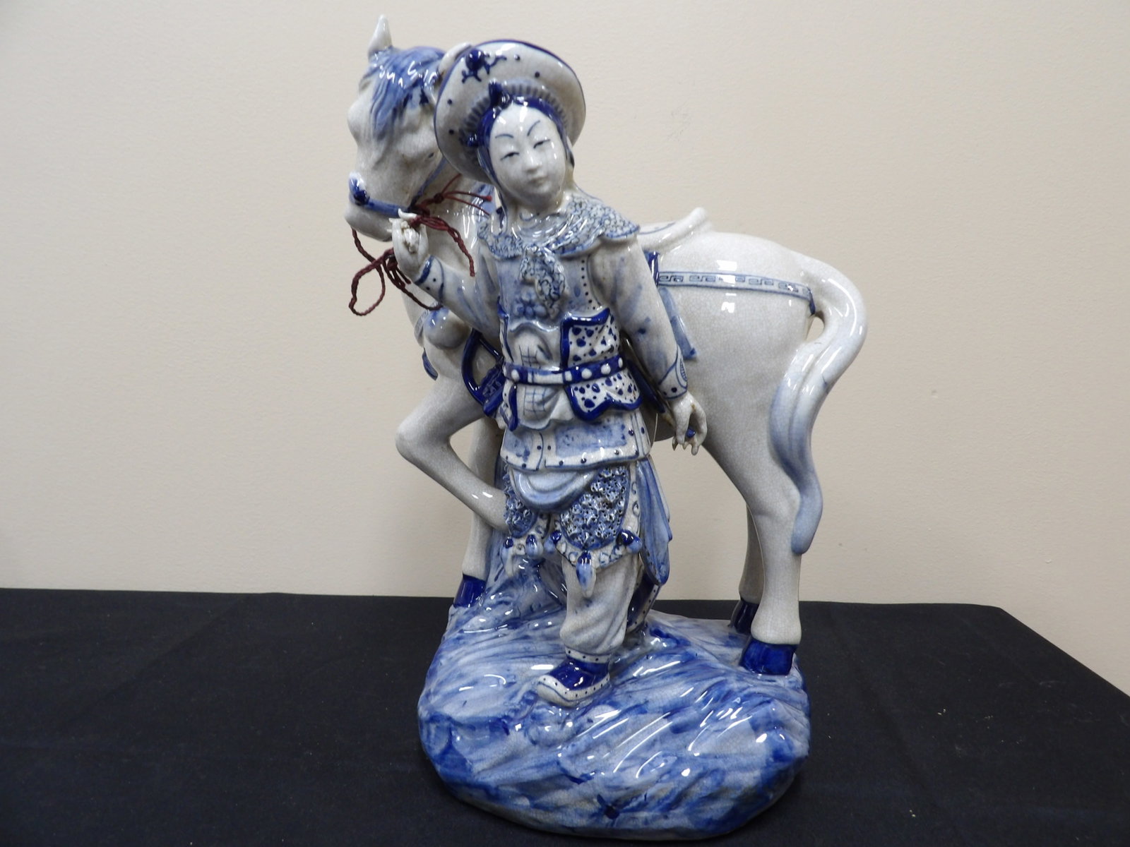 Chinese blue and white porcelain figurine of Mulan with a horse (1 of 6)