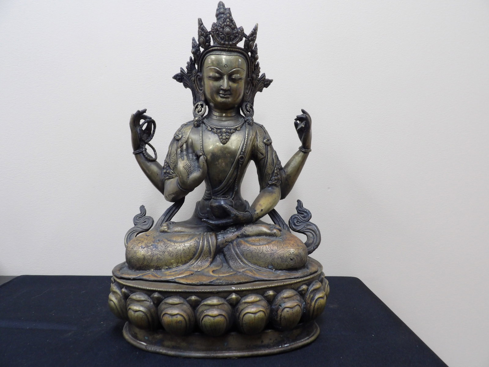 19th century antique large Tibetan Asian bronze statue of a multi-armed deity over 16 lbs: 17.5 inches height. Very heavy for it's size. Over 16 lbs. We will inhouse ship items to you very affordable and efficient. Select self-arrange shipping.