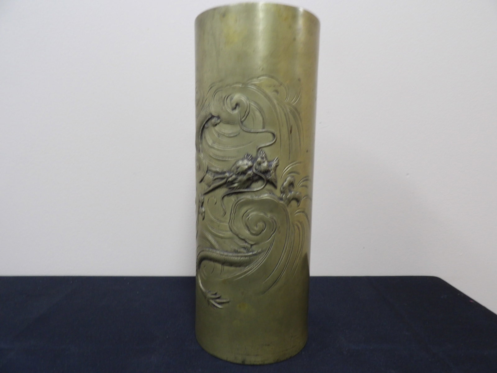 19th century Japanese bronze vase or hat stand with dragon and cloud relief: 13 inches height. We will inhouse ship items to you very affordable and efficient. Select self-arrange shipping.