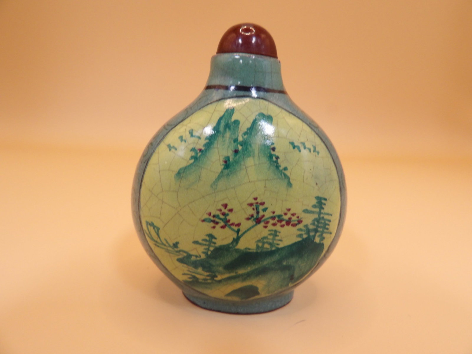 Chinese antique Yixing enamel snuff bottle with Qing dynasty Qianlong mark: 2.2 inches height.