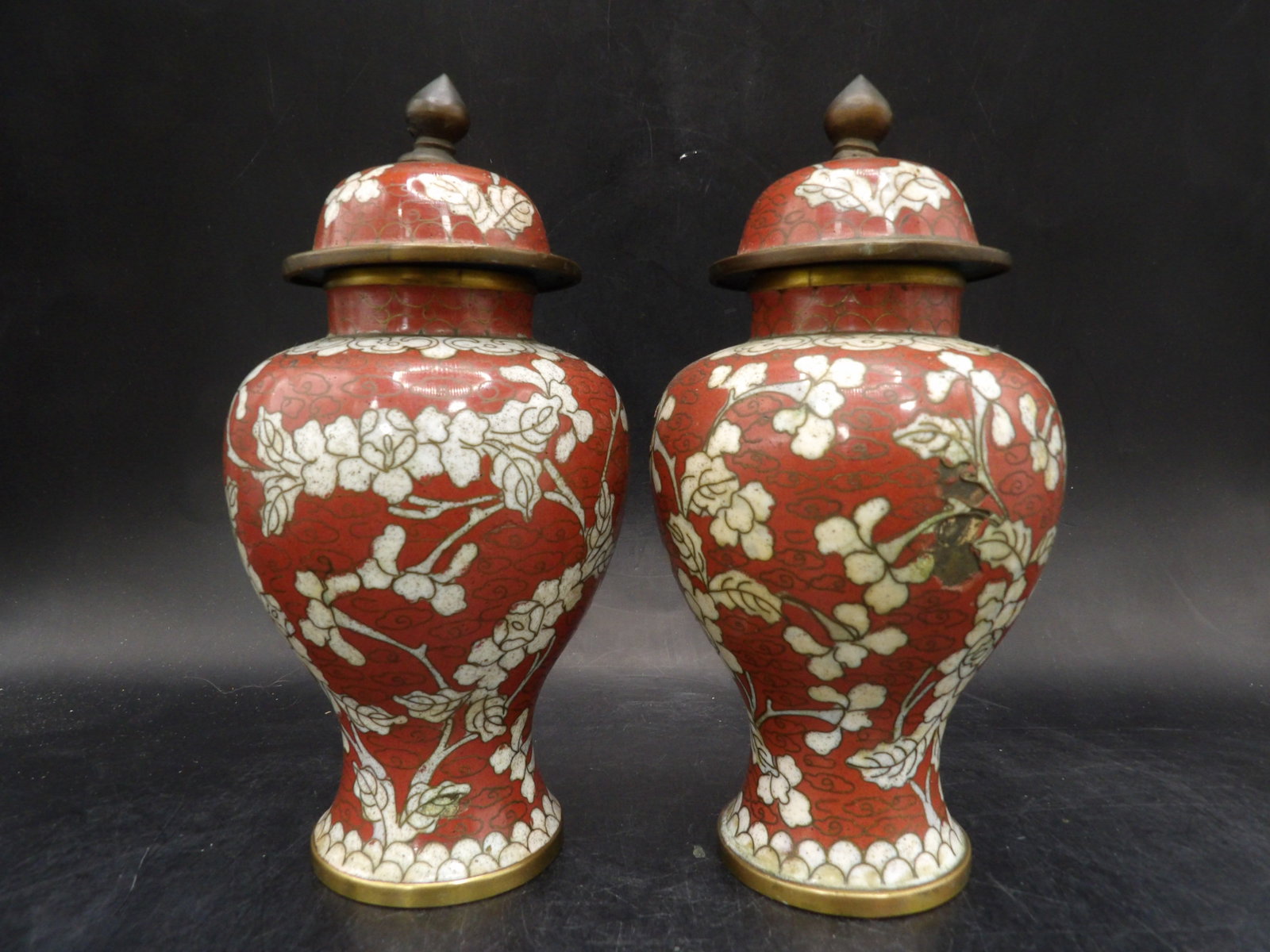 pair of antique Chinese red cloisonne lidded vases: 6.5 inches height.