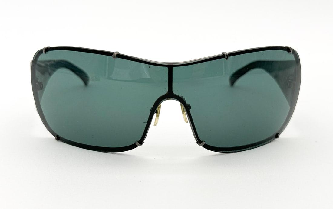 Versace Men’s Sunglasses Model 2075 (1 of 9)
