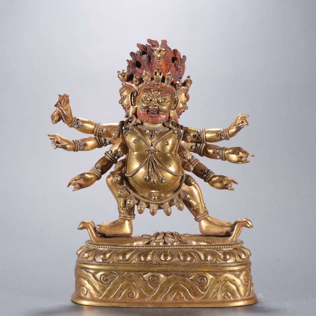 A Qing Dynasty bronze gilt six-armed Margara statue (1 of 9)