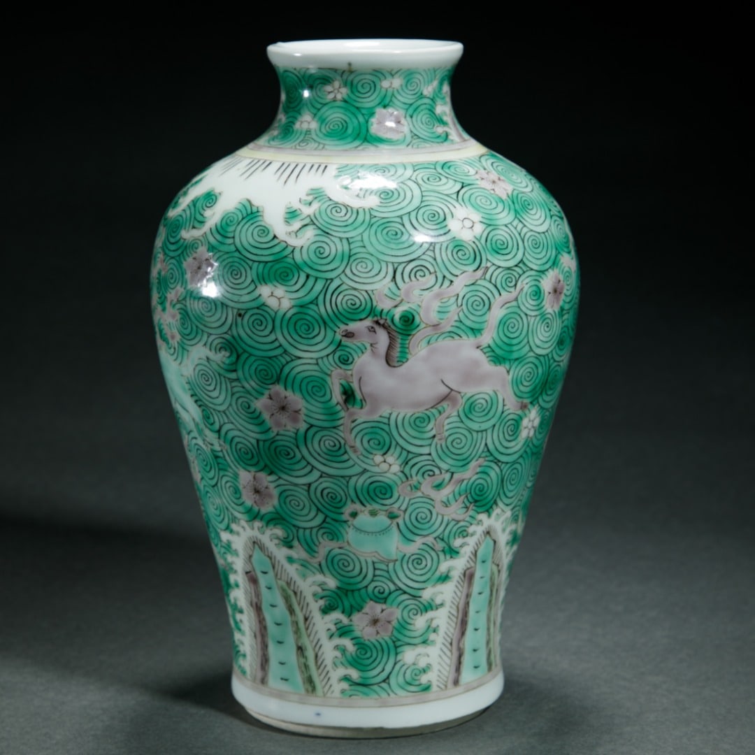 A piece of green porcelain horse vase (1 of 11)