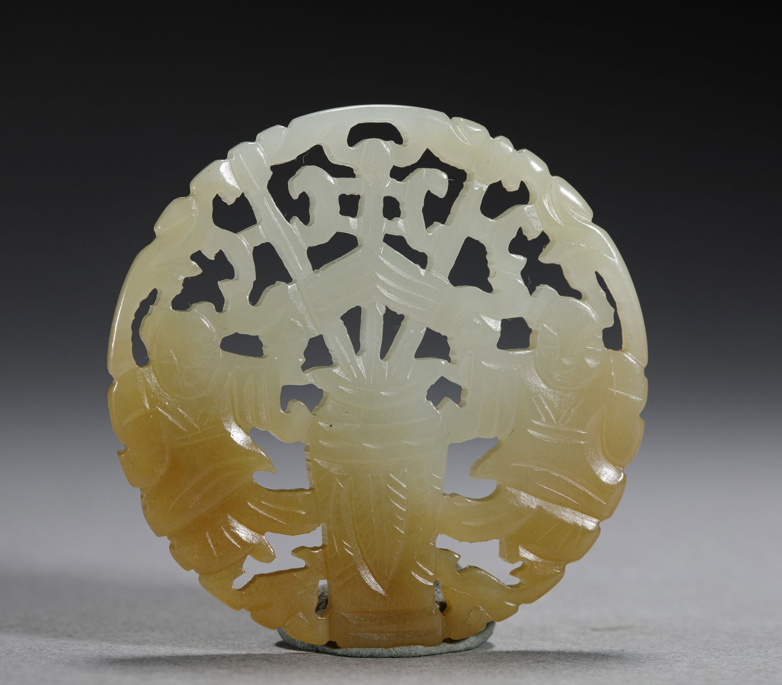 One piece of Hetian Jade Twins: Hetian Jade Twins SIZE: L:5cm H:0.5cmW:16cm (The Dimensions Of All Batches Are Manually Measured.If You Need More Detailed Information, Please Contact Our Customer Service Before Bidding.)