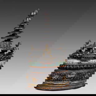 A piece of the Qing Dynasty's copper gadang tower: The bronze Gadang tower of the Qing Dynasty SIZE: H:16.5cm D:9.7cm W:725g (The Dimensions Of All Batches Are Manually Measured.If You Need More Detailed Information, Please Contact Our