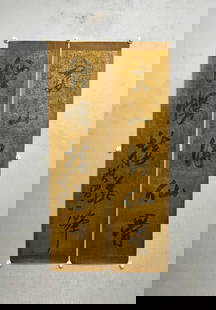 An illuminated gold calligraphy couplet by Dong Qichang was originally framed: Dong Qichang's illuminated calligraphy couplet original framed SIZE: 138x33cm (The Dimensions Of All Batches Are Manually Measured.If You Need More Detailed Information, Please Contact Our Customer Se